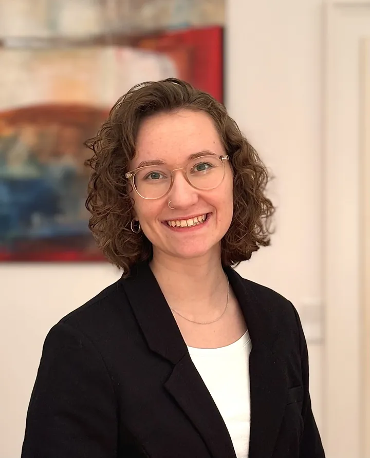 Deborah Nagel, Junior Beraterin
